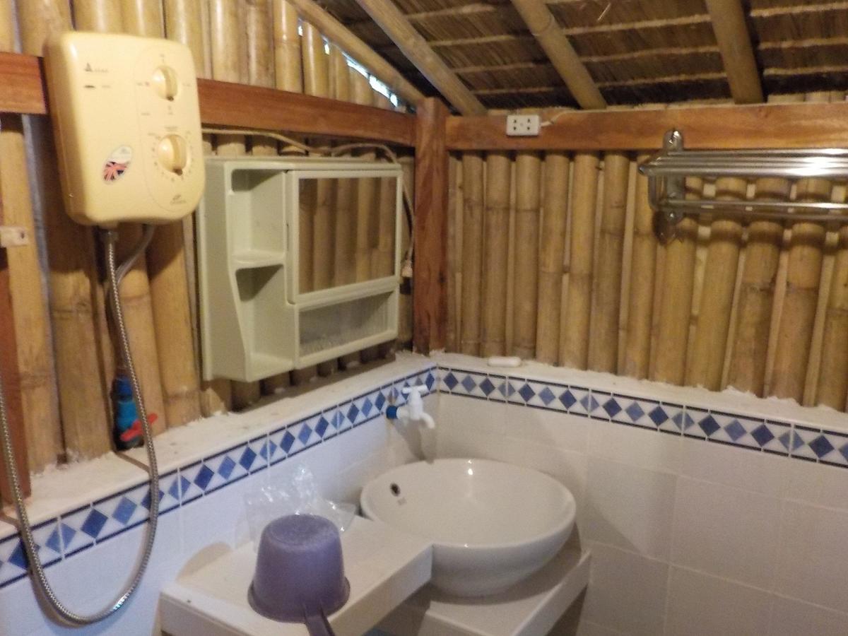 Hangout Beach Resort Caticlan Extérieur photo