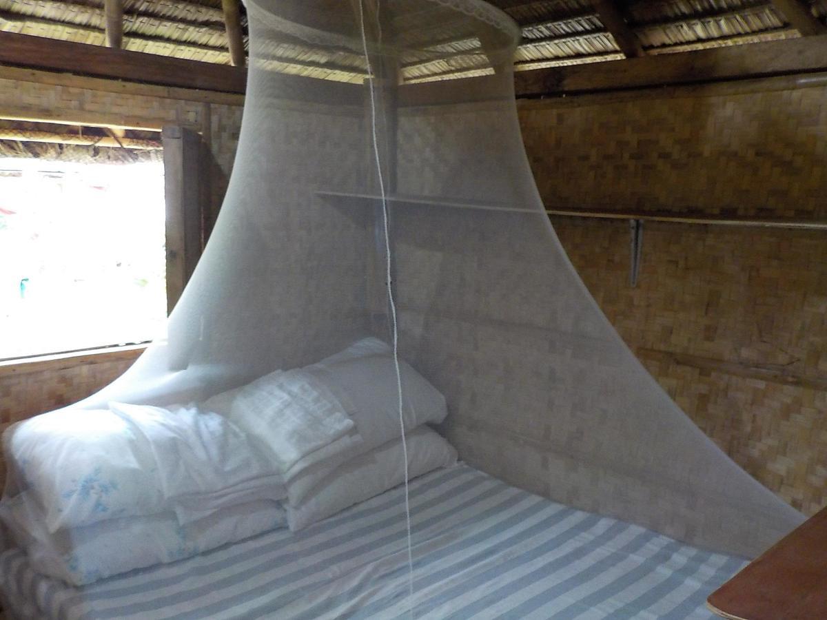 Hangout Beach Resort Caticlan Extérieur photo
