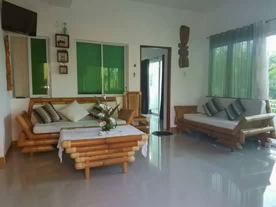 Hangout Beach Resort Caticlan Extérieur photo