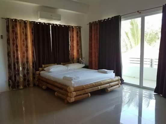 Hangout Beach Resort Caticlan Extérieur photo